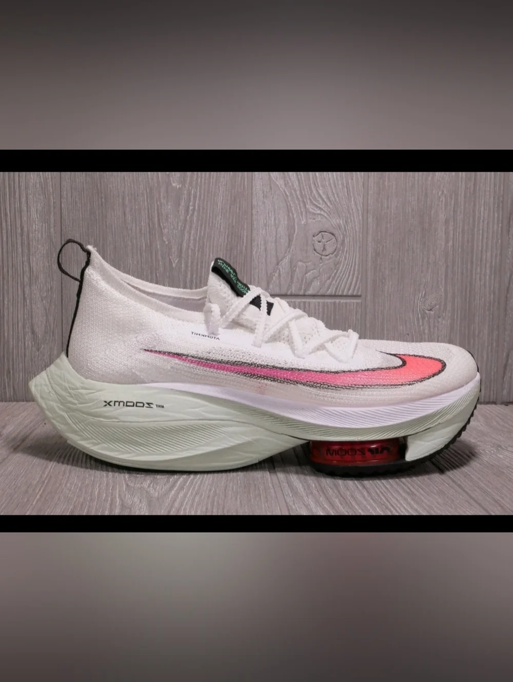 Nike Women’s White and Pink Performance Running Sneaker - Picture 1 of 3